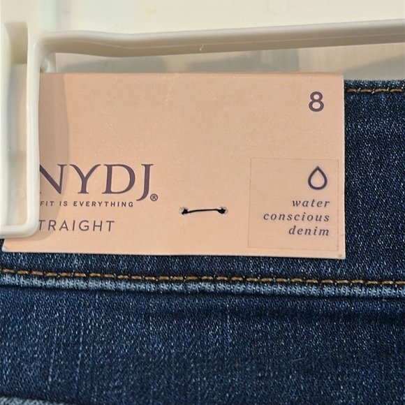 NWT Women’s NYDJ Lift Tuck Technology Straight Leg Denim Jeans Size 8 - Picture 8 of 9